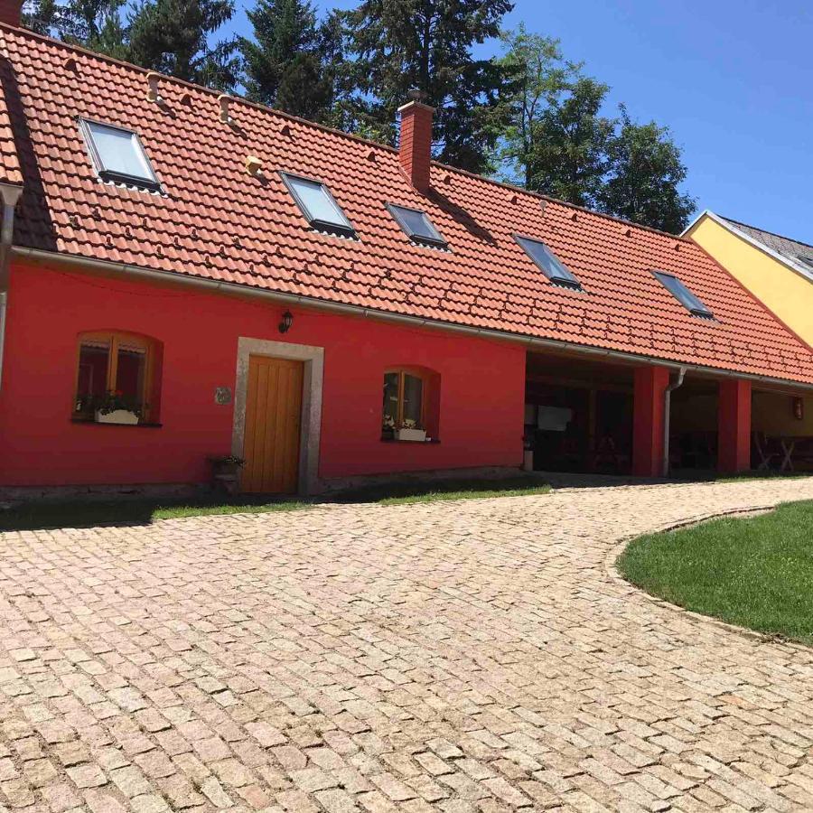 Kypruv Mlyn Villa Knínice Kültér fotó
