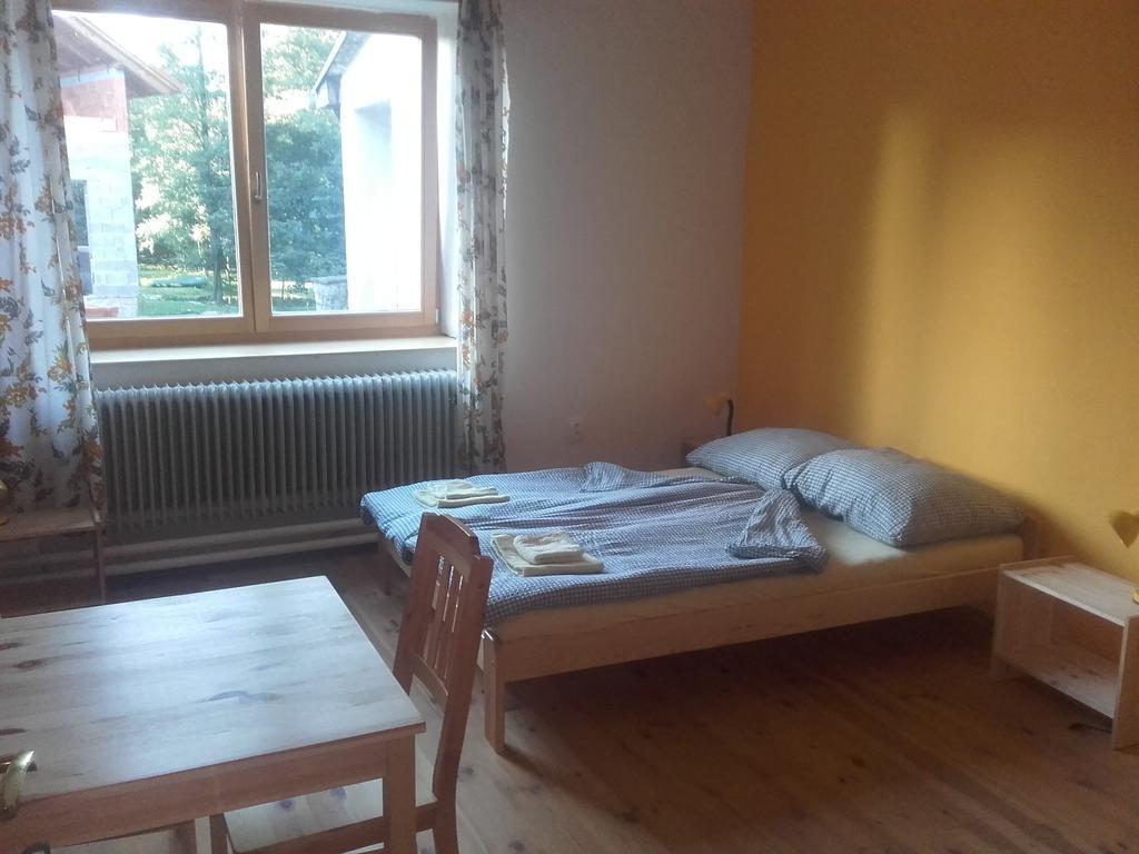 Kypruv Mlyn Villa Knínice Kültér fotó